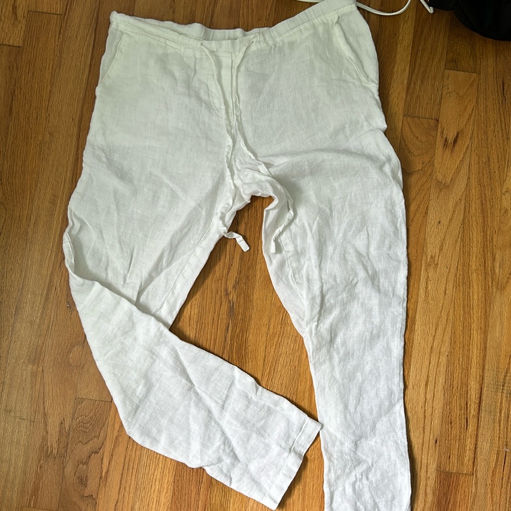 dolma white linen pants, slight skinny leg, lightly worn